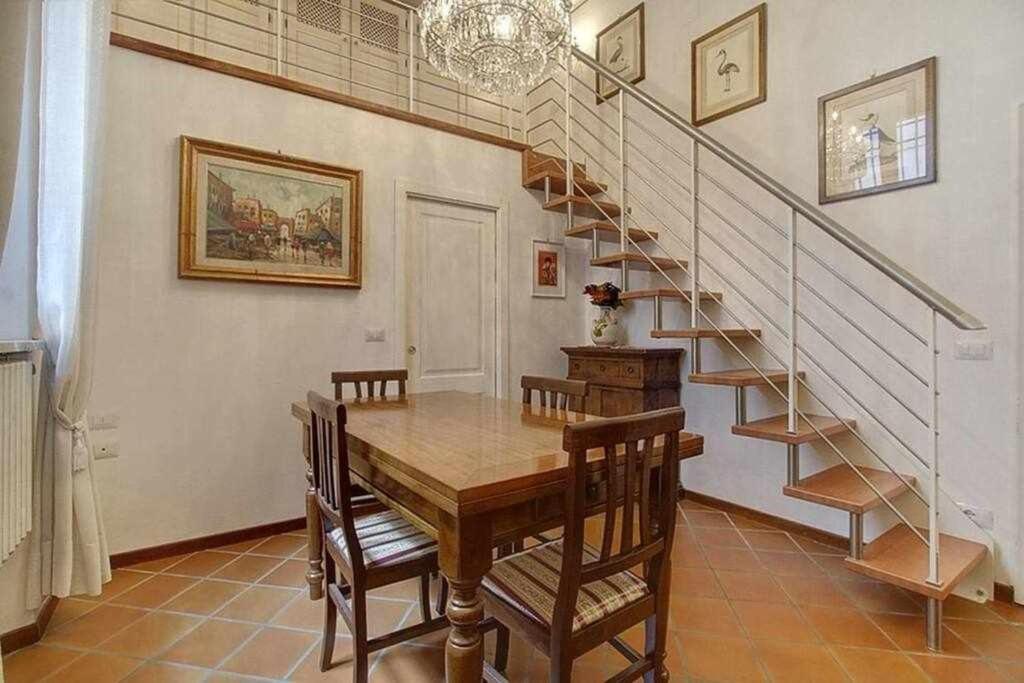 Апартаменты Santa Croce Elegant With Garage Флоренция Экстерьер фото