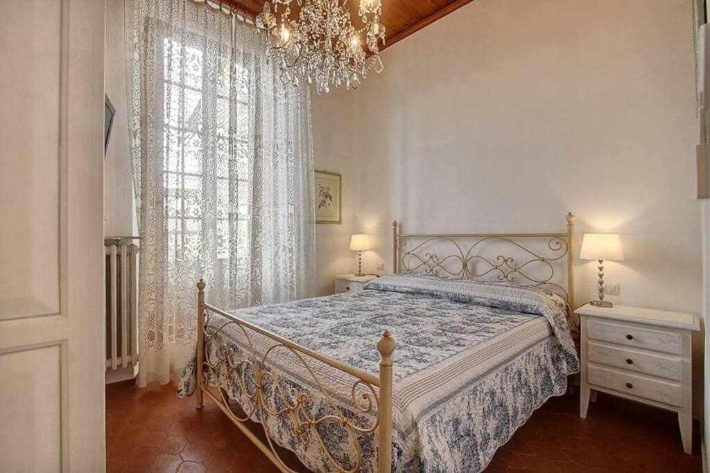 Апартаменты Santa Croce Elegant With Garage Флоренция Экстерьер фото