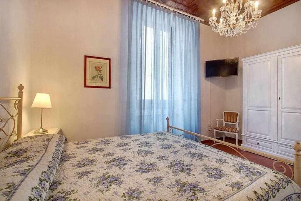 Апартаменты Santa Croce Elegant With Garage Флоренция Экстерьер фото