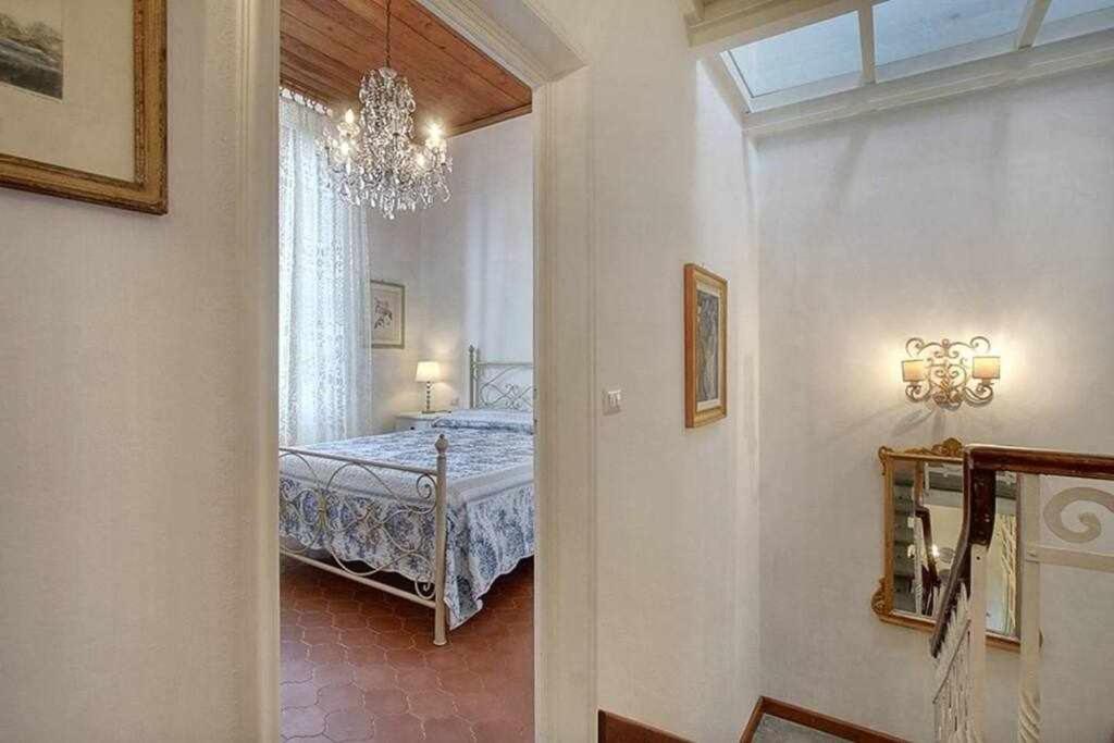 Апартаменты Santa Croce Elegant With Garage Флоренция Экстерьер фото