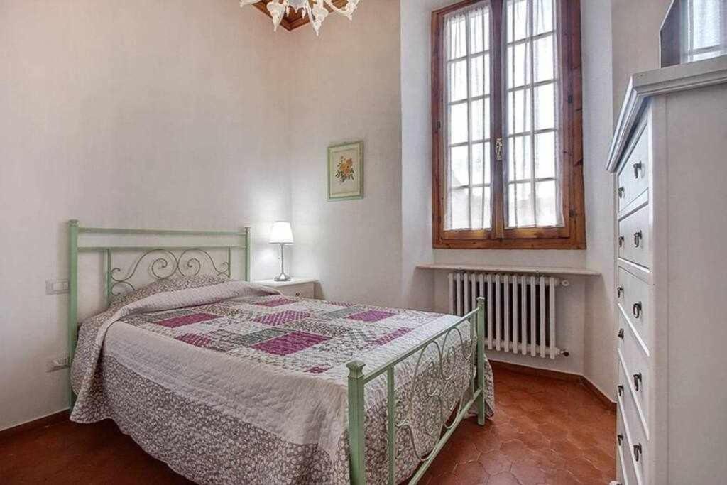 Апартаменты Santa Croce Elegant With Garage Флоренция Экстерьер фото