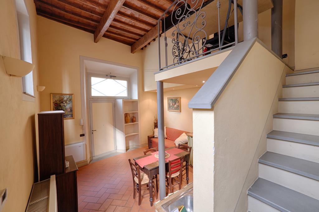 Апартаменты Santa Croce Elegant With Garage Флоренция Экстерьер фото